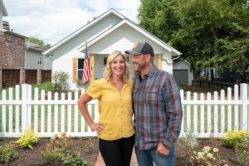 Design-Build Duo Dave and Jenny Marrs Restore 1929 Bungalow with Ply Gem Exterior Products