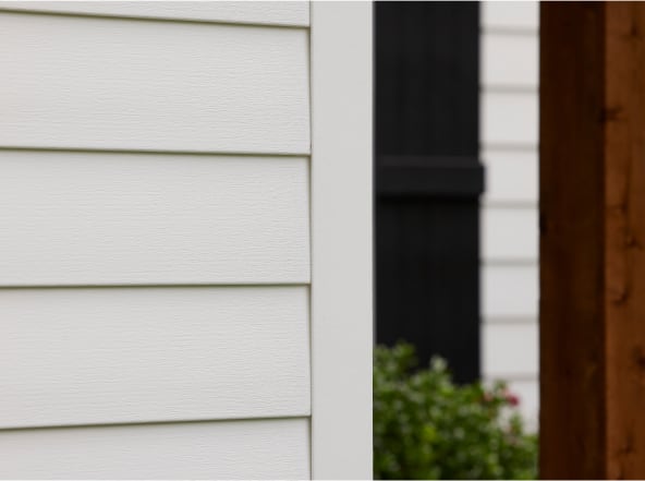 MAS_Exterior_CloseUp_Everplank_LapSiding_White_ProductCard_Module-1_1_296x220_p44 MAS_Exterior_CloseUp_Everplank_LapSiding_White_ProductCard_Module-1_1_296x220_p44