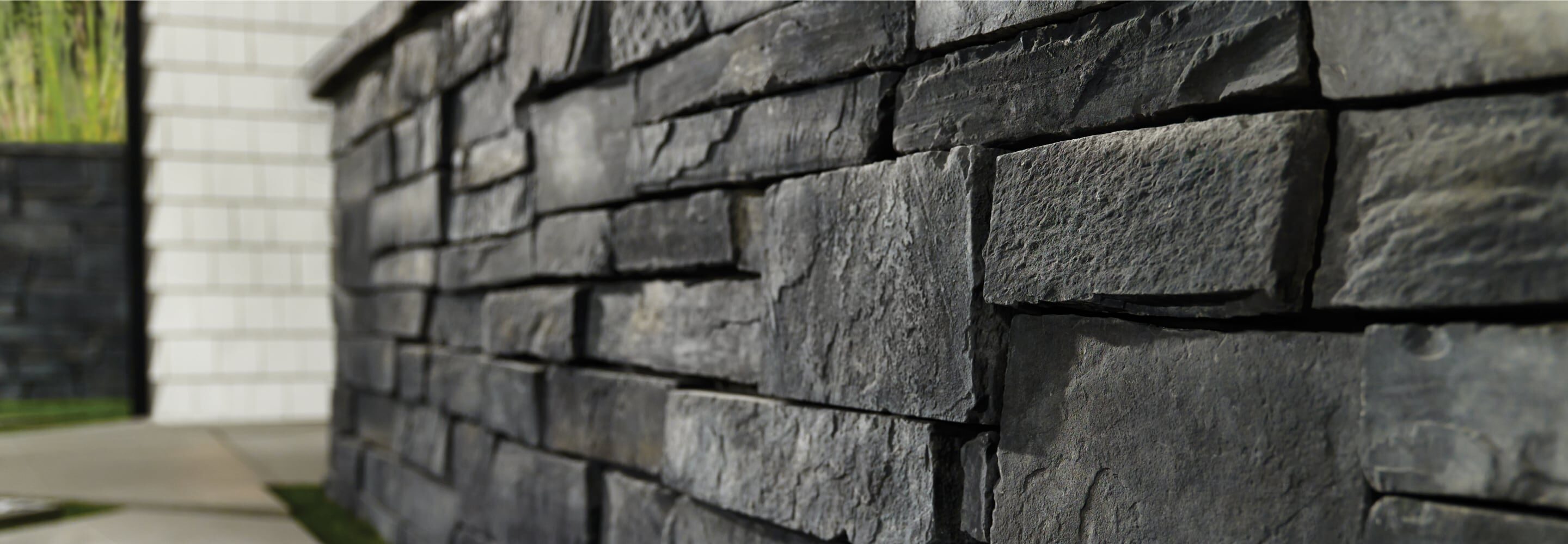Ply Gem Stone veneer Cascade Ledge in Mystic